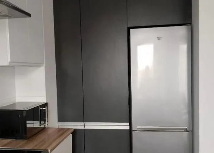 Komfortowy Self Check-in 3 Sypialnie & 2 Miejsca Parkingowe Appartamento