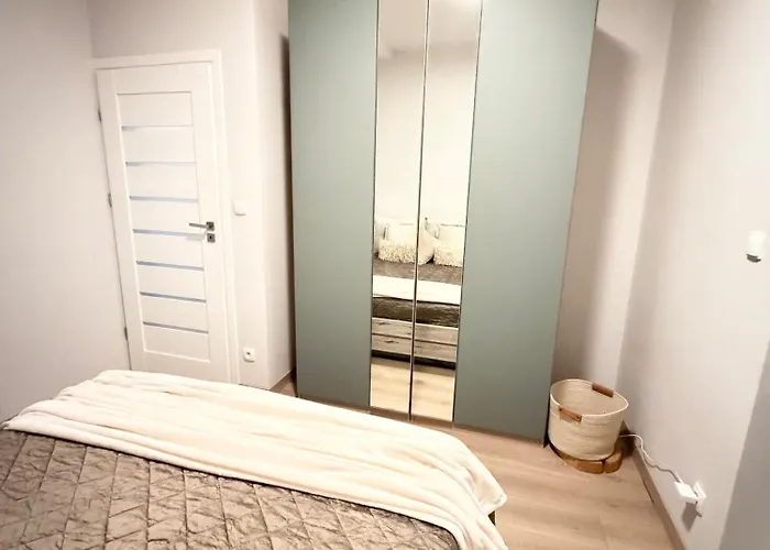 Komfortowy Self Check-in 3 Sypialnie & 2 Miejsca Parkingowe Poznań