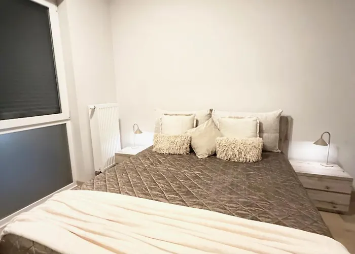 Apartamento Komfortowy Podolany 3 Sypialnie & 2 Miejsca Parkingowe