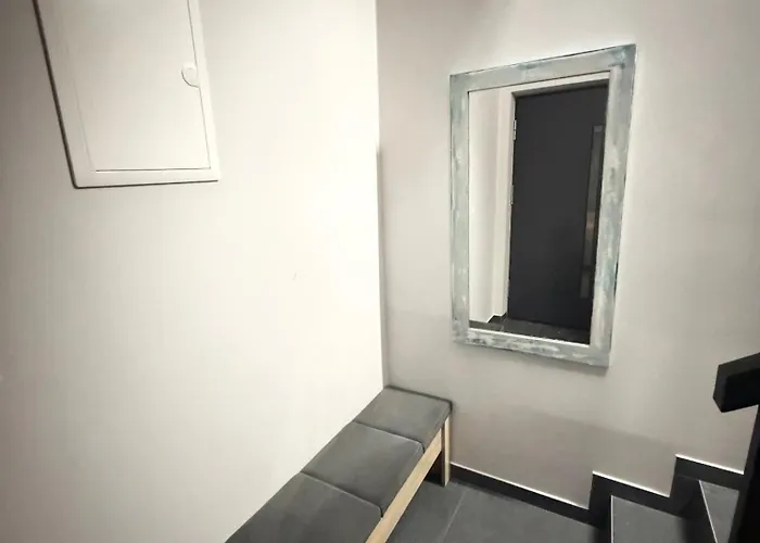 Komfortowy Podolany 3 Sypialnie & 2 Miejsca Parkingowe Apartamento Poznan